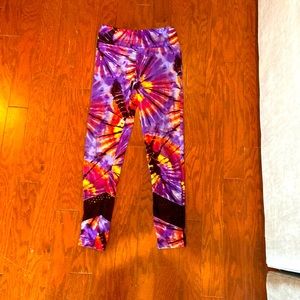 The dye yoga pants